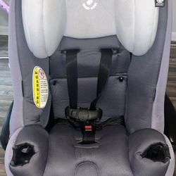 Maxi Cosi child Car seat Rear And Front Facing