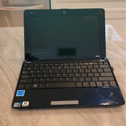 Small Laptop Computer (Eee PC)