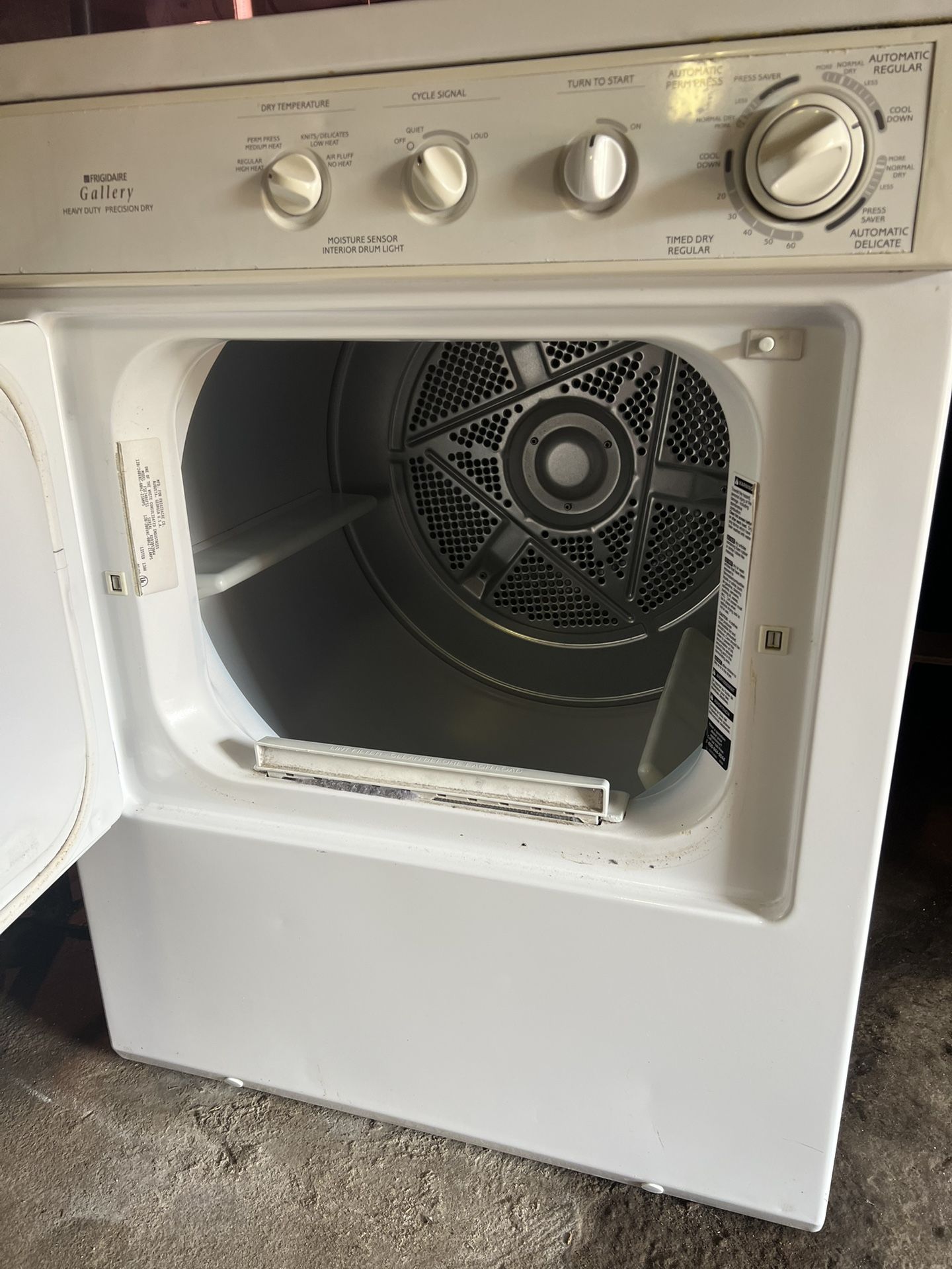Frigidaire Electric Range - Model FSE748GFS1 | 120/240V | Excellent Condition
