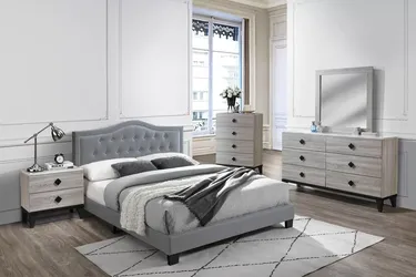 Frame Queen Grey Velvet, Platform bed. New Especial price