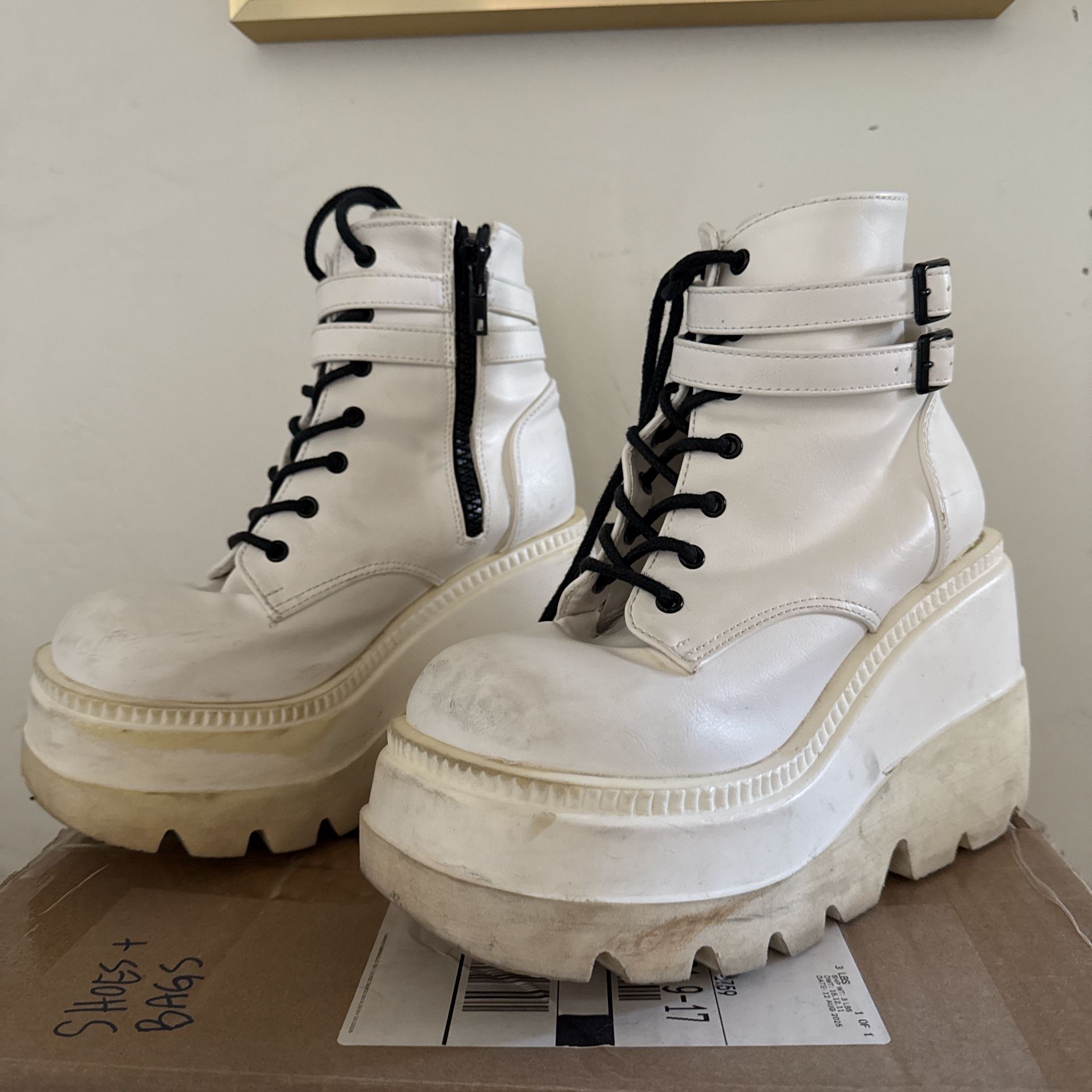 Demonia Shaker 52 White Platform Boots
