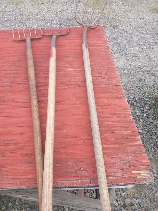 Farmers Pitchforks!