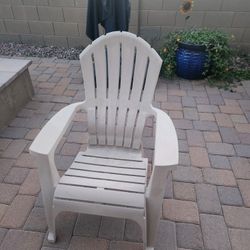 Backyard Chairs 