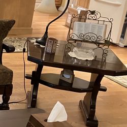 Pine End Table 