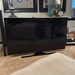 2015 55inch Samsung, Powers On But Needs To Be Fixed