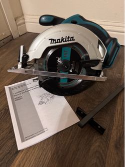 Makita 18V LXT 6-1/2 in. Lightweight Circular Saw and General Purpose Blade (Tool-Only) New