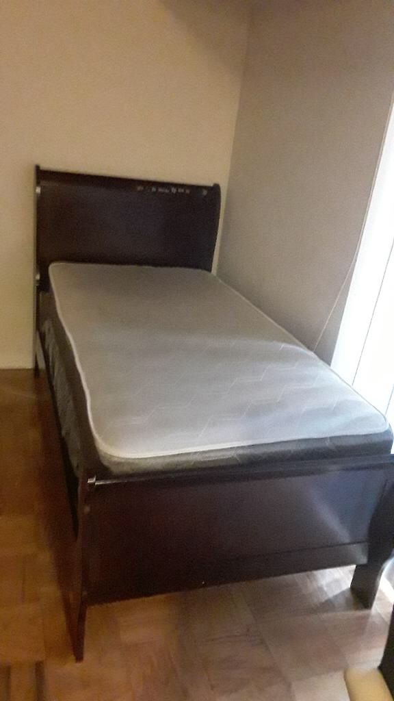Wooden twin size bed headboard footboard with box and mattress