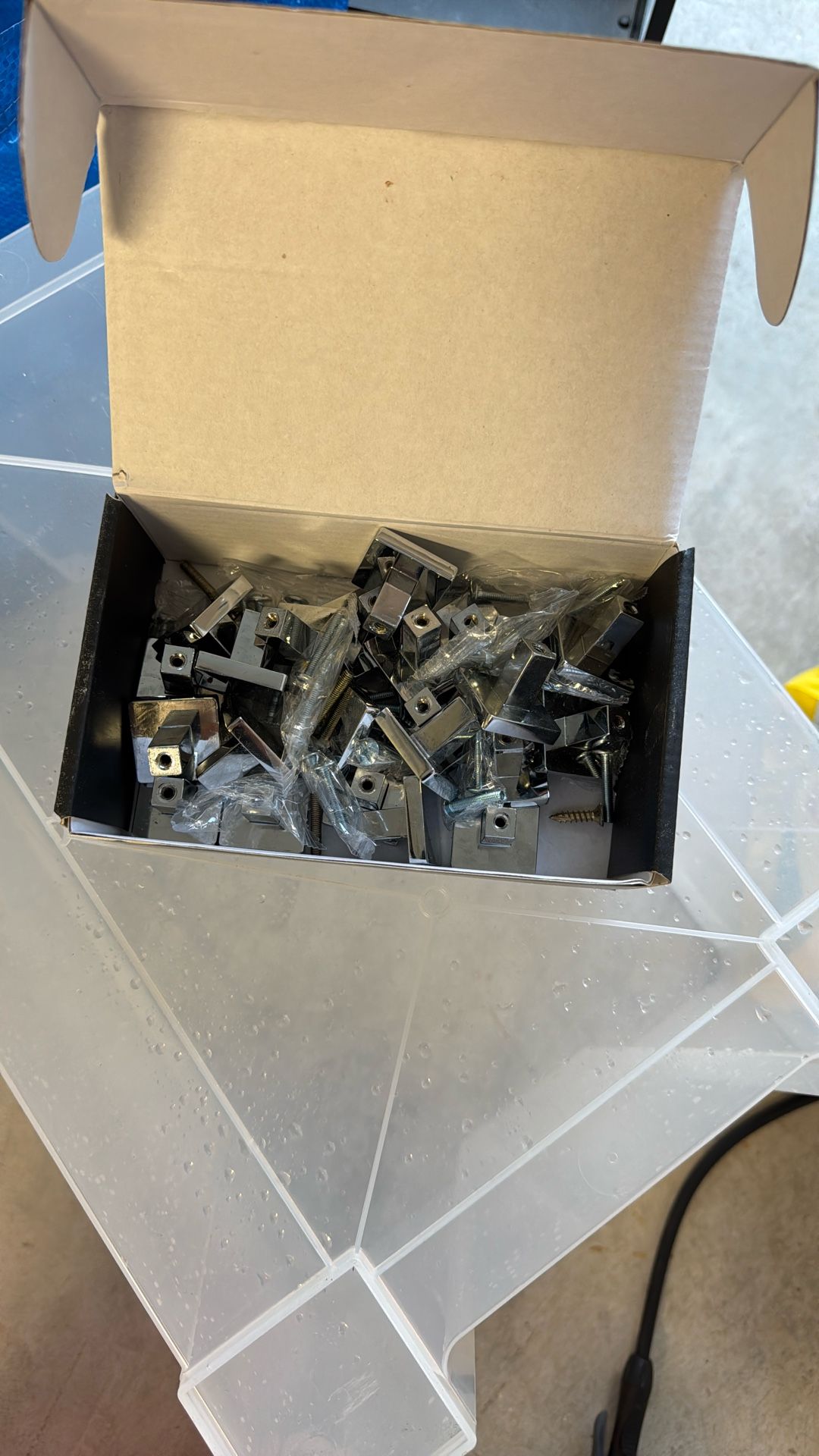 Kitchen Hardware (chrome Handles)