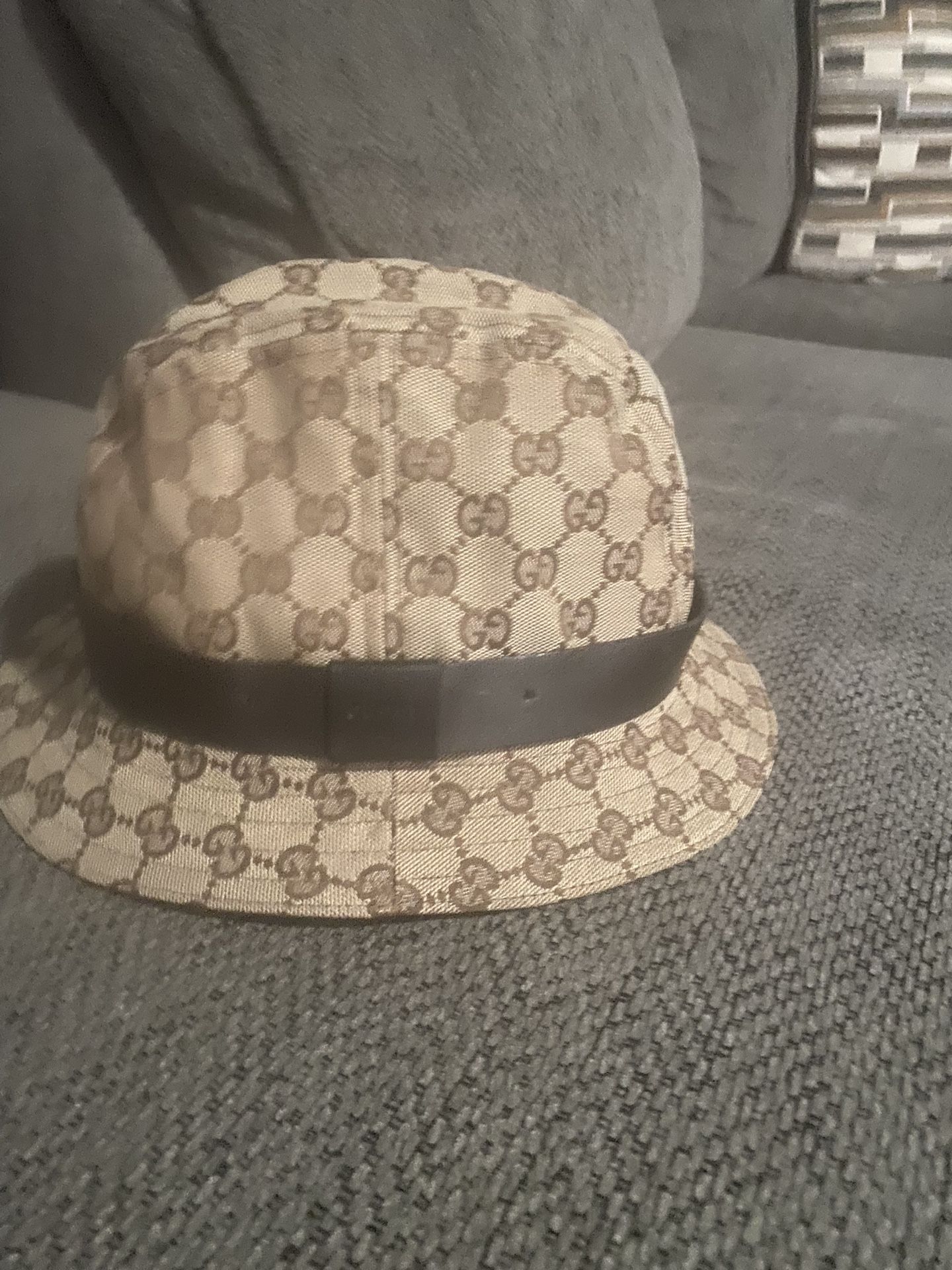 Original Gucci hat extra-large