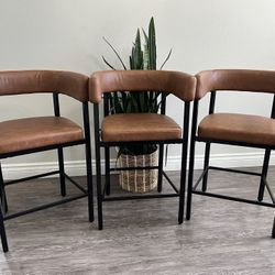 LUE BONA Barrel Bar Stools Set of 3, 26'' Modern Bar stools with Arms & Metal Frame, PU Leather Counter Height Bar Stools, Upholstered Barstool with C
