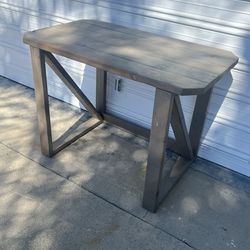 Free sturdy wooden table