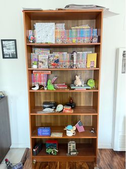 Bookshelf (Culver City area, 90034 zipcode pickup)