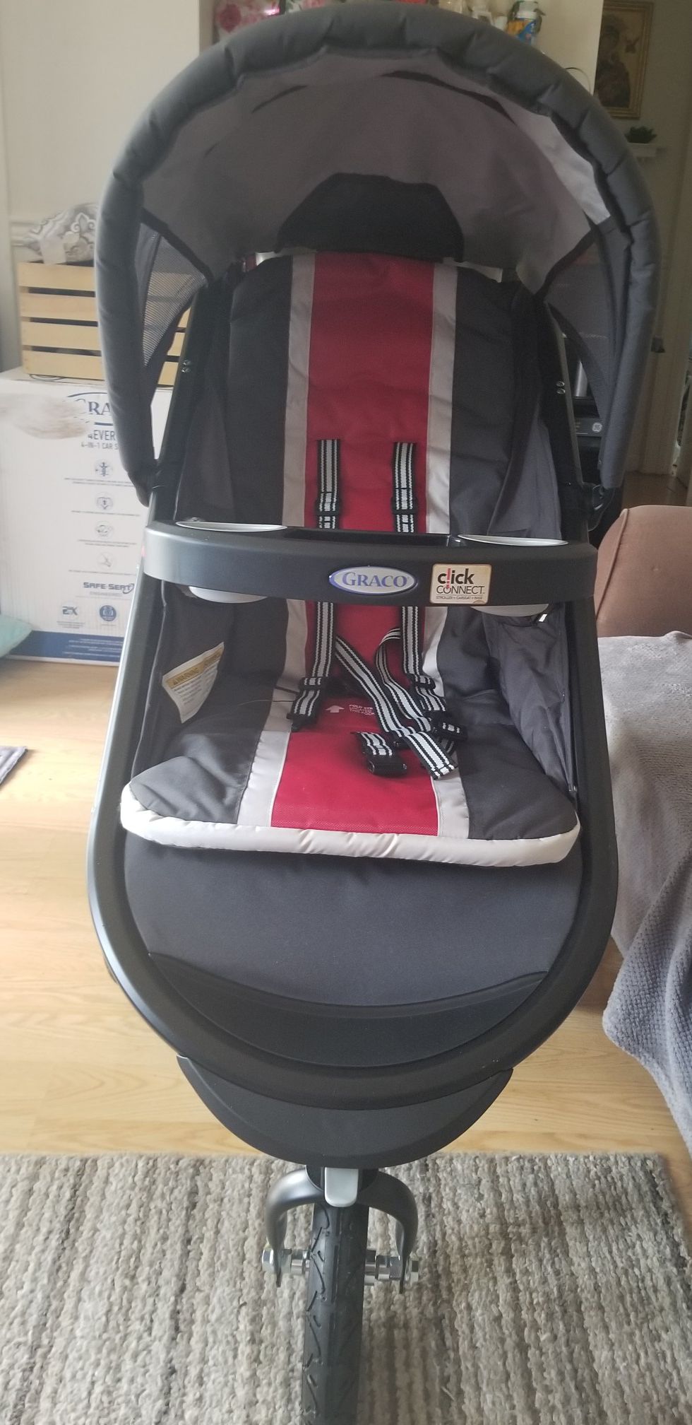 Graco jogger stroller - Click connect Never used.
