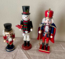 Set of 3 Wooden Christmas Nutcracker Figurines