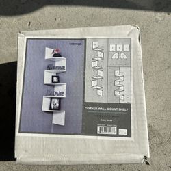 Greenco 5-Tier Wall Mount Corner Shelf in white