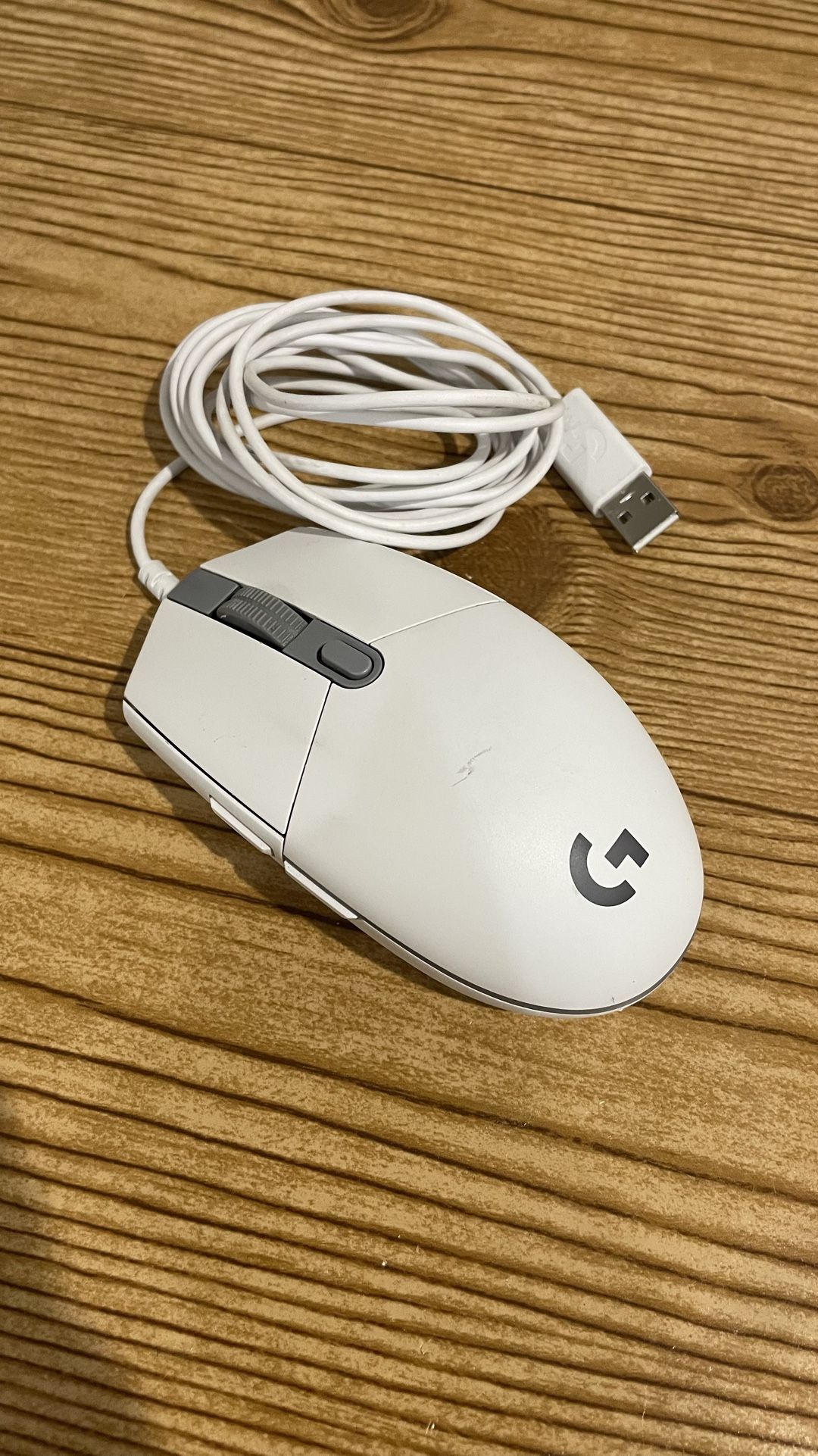 Logitech G203 LIGHTSYNC Gaming Mouse