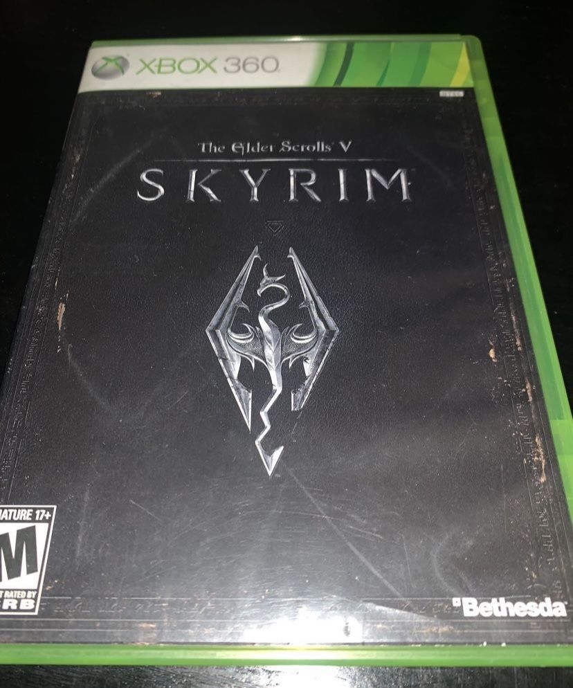 Xbox 360 Video Game Skyrim
