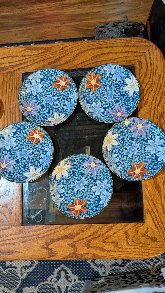 Japanese Decorative Sets