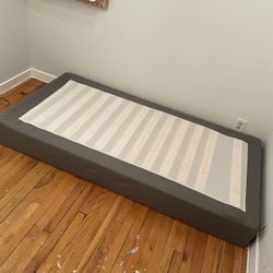 Twin bed frame IKEA 50$