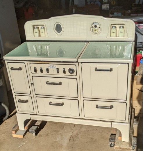 1925 Wedgewood Stove