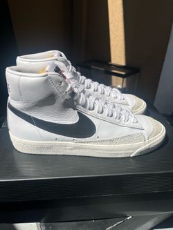 Nike Blazer Mid '77 Vintage white size 8 $30