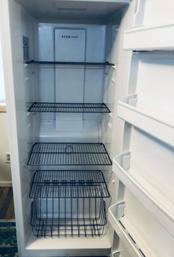 ¡ Congelador Vertical Frigidaire !