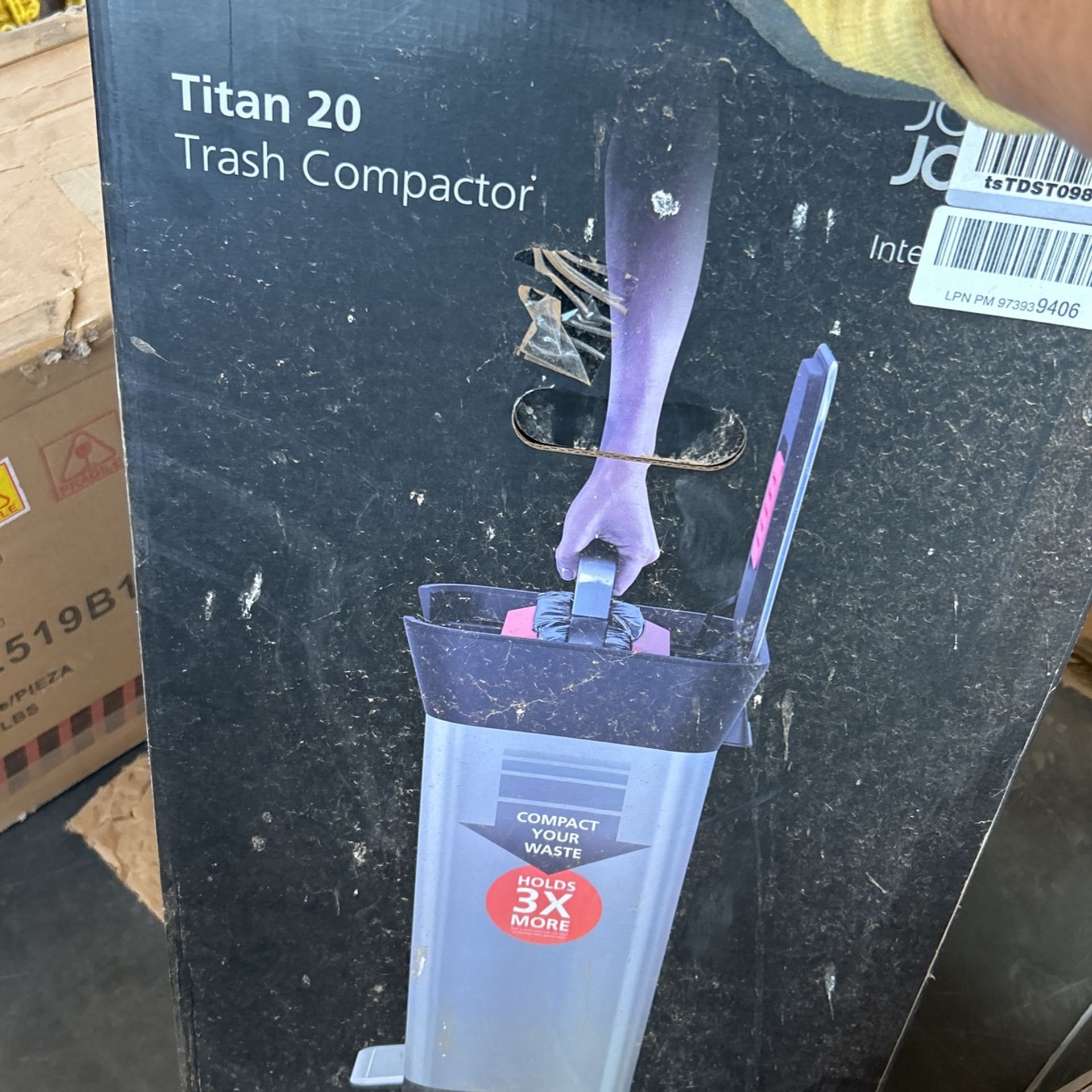 Trash Compactor