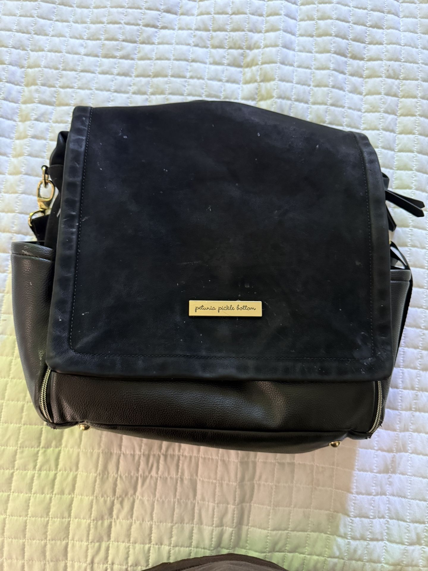 Black Petunia Pickle Bottom Diaper Bag