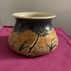 Beautiful Stoneware Planter/Flower Pot
