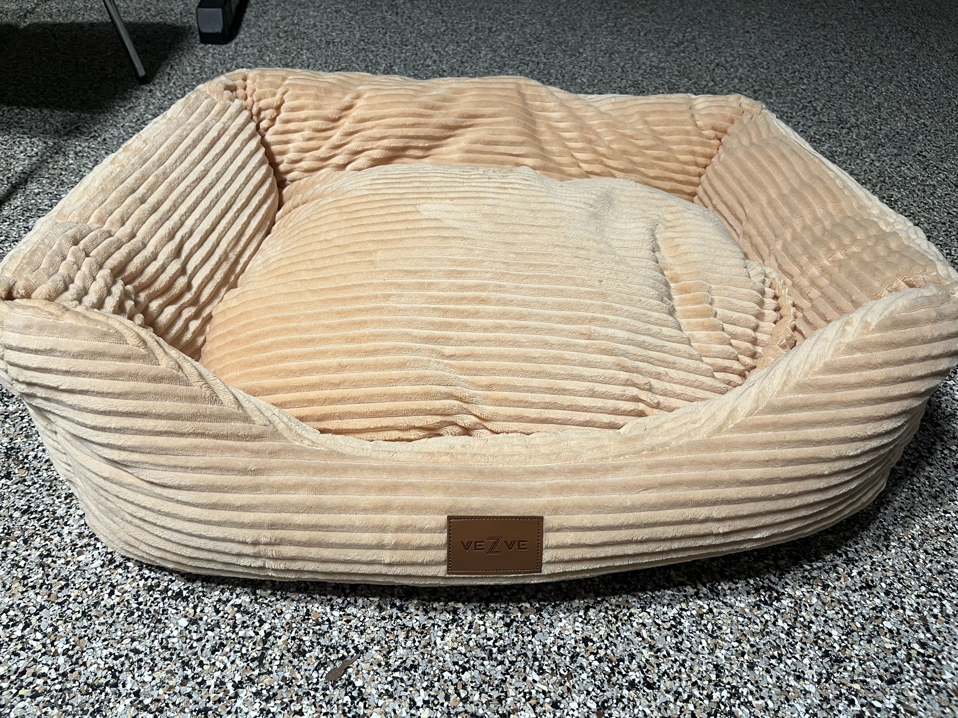 Dog bed