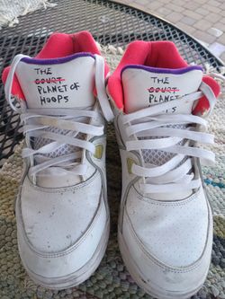 The planet of hoops nikes