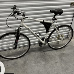 Windsor Rover 2.0 Bike