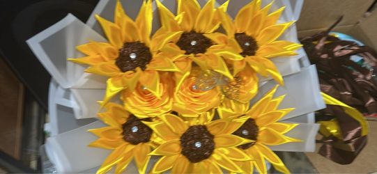 All new 3 eternal roses that last forever flowers and 6 sunflowers that last forever