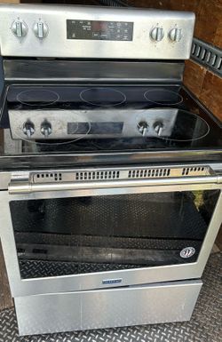 Maytag Stainless Ceramic Range