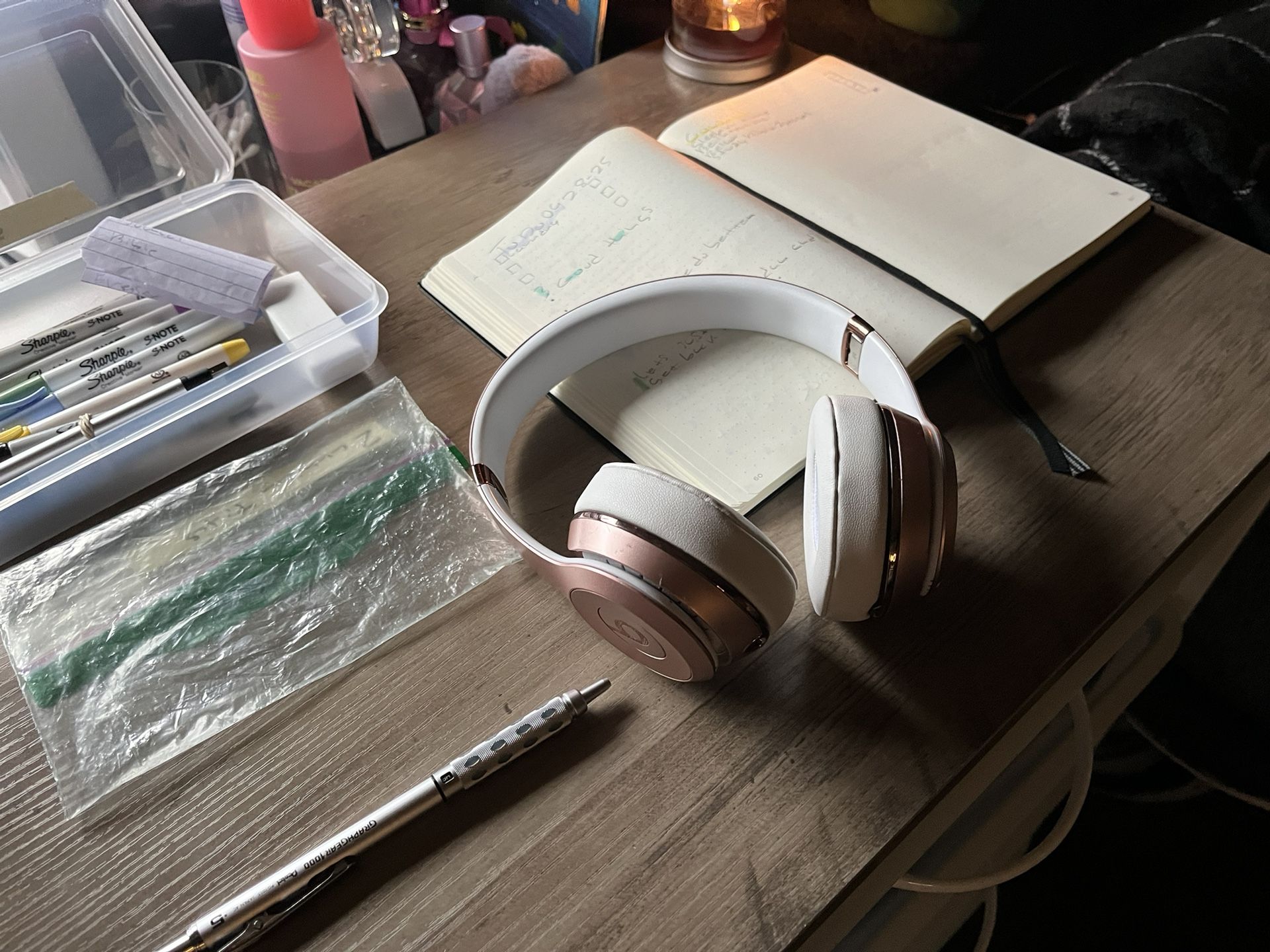 Beats Solo3 Wireless Headphones β Great Condition