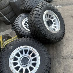 Vendo Set De Llantas Con Rines Nuevos 17x9 De 6-135 Lugs Para For F150 Tires 295/70/R17 Maxxi 