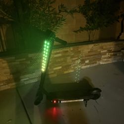 Light Up Scooter Good Condition Pick Up Only