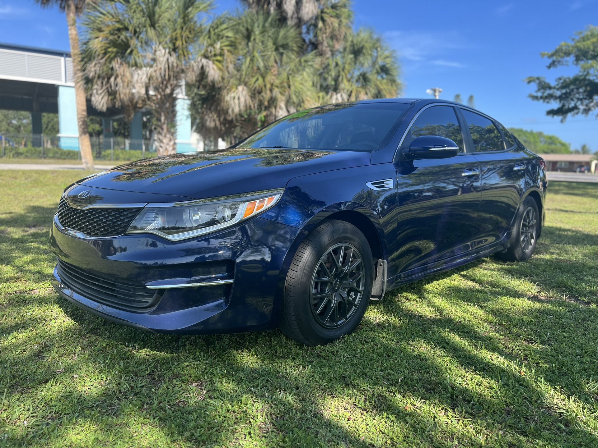 2019 KIA Optima