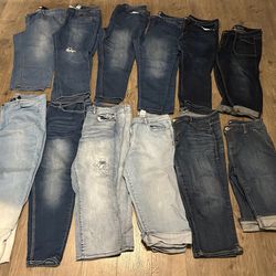 REDUCED—Bundle Of 12 pairs of jeans/capris Size 14w-20w Obo 