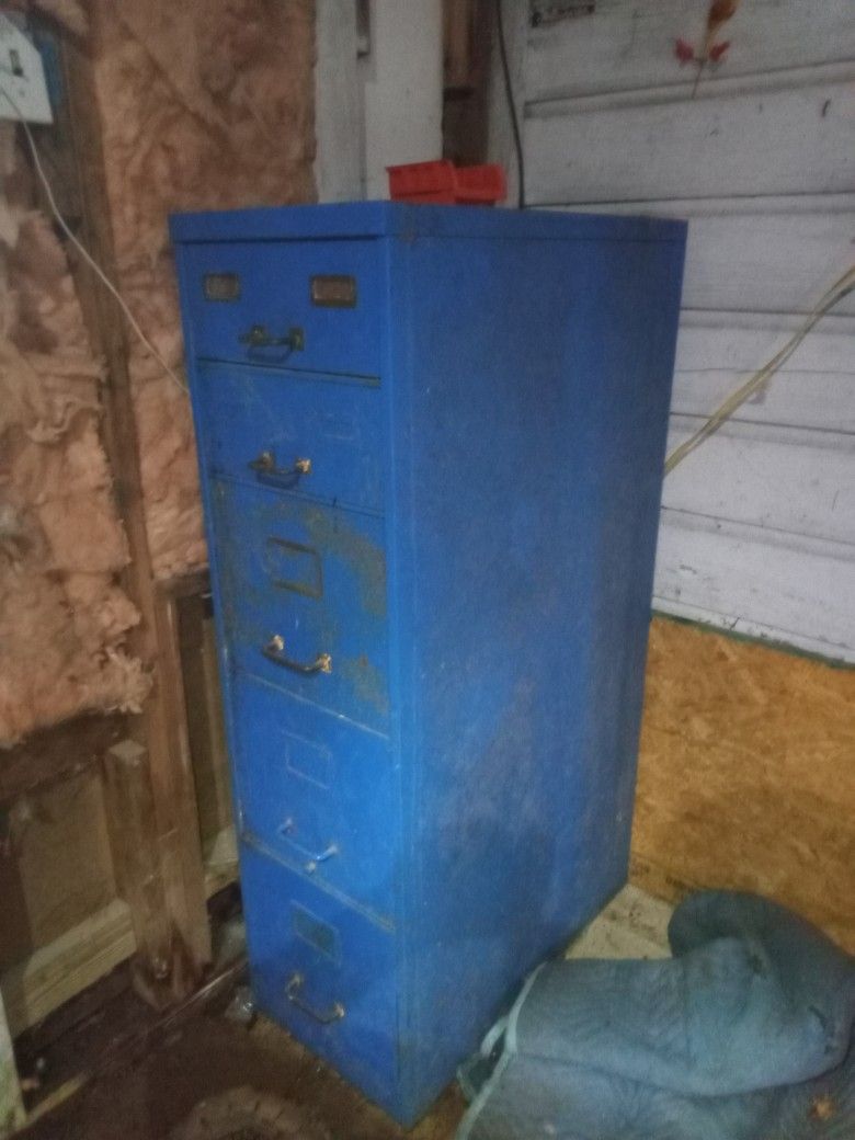 File Cabinets Two Different Sizes