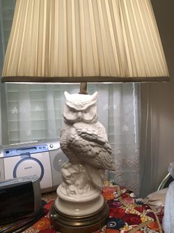 Beautiful Vintage White Owl Lamp