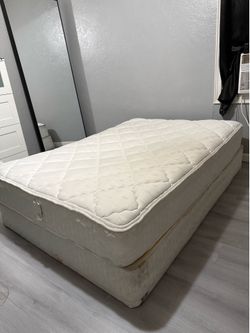 Full Size Bed