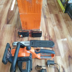 Black And Decker 20 Volt Powerful Chainsaw With 2 Batteries And Charger