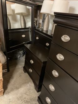 Dresser with mirror