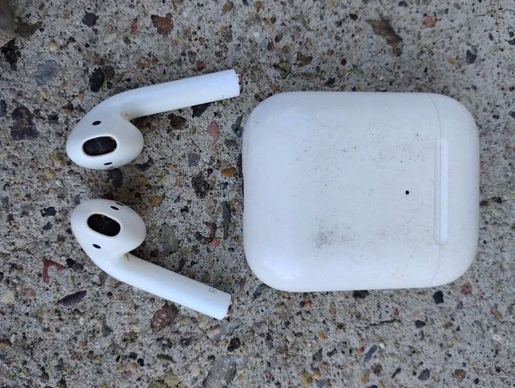 I Phone Ear Pods