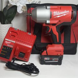 Milwaukee Impact Wrench 1/2 High Torque 1,200 Lbs Set M18