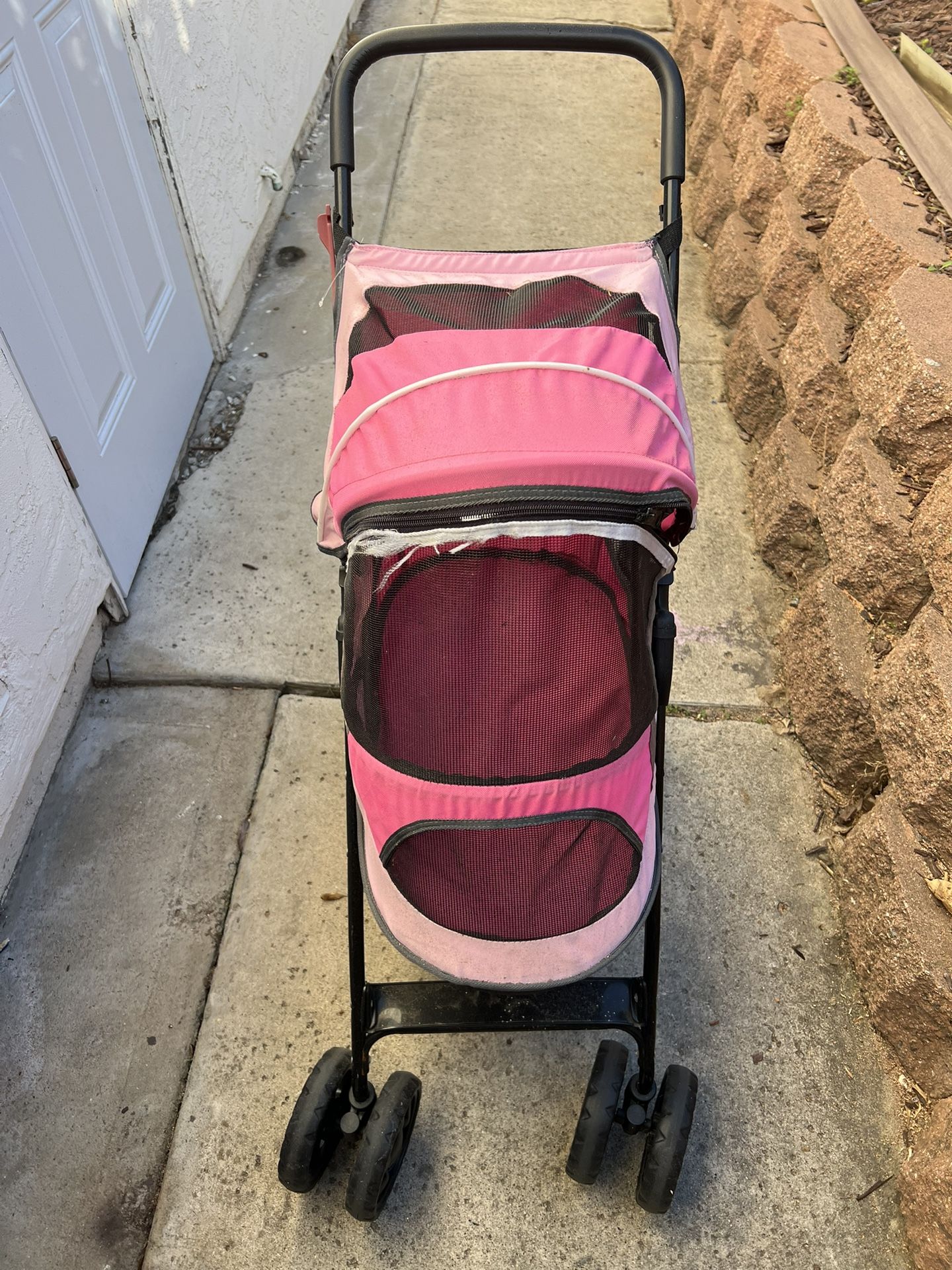 Dog stroller
