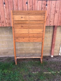 Rustic Pallet Wood Freestanding Display Stand