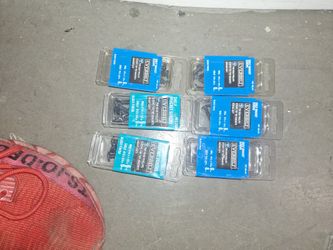 Shelf Bracket Screws 