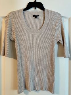 Alfani Beige Ribbed top, 3/4 length sleeves - Size Medium